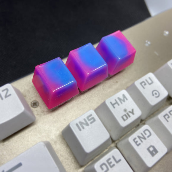 pink Jelly R4 keycap handmade resin keycap craftsman keycap gift OEM keyboard height can be customized personalized keycap SA